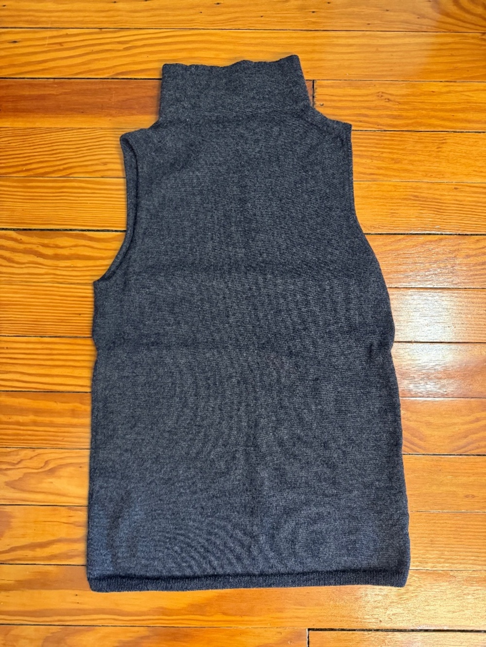 Vintage DKNY 100% Merino Wool Shell Tank
